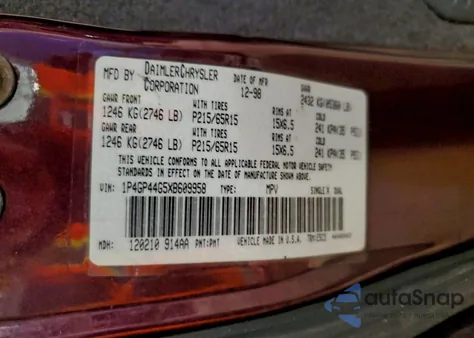 1999 Plymouth Grand Voyager Se z USA, uszkodzony, nr VIN 1P4GP44G5XB609958